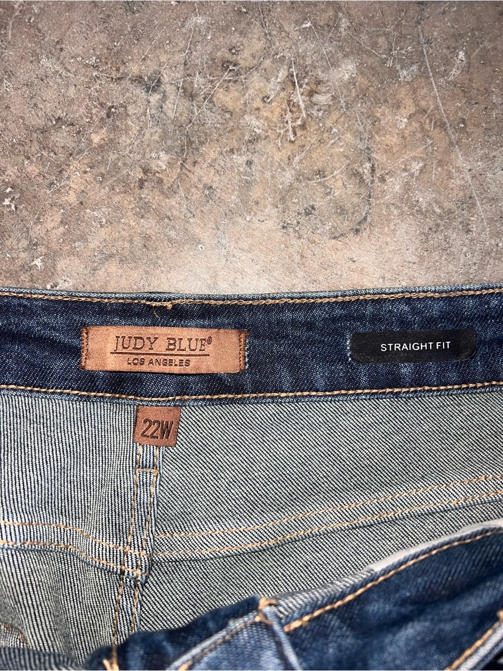 Judy Blue Plus Size 22W Straight Fit Jeans – Medium Wash Stretch Denim - Picture 2 of 4